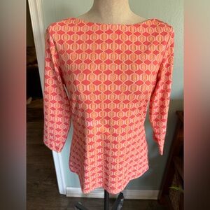 J Mclaughlin Women’s Pink Peach Boatneck Geometric Print Top Size Medium